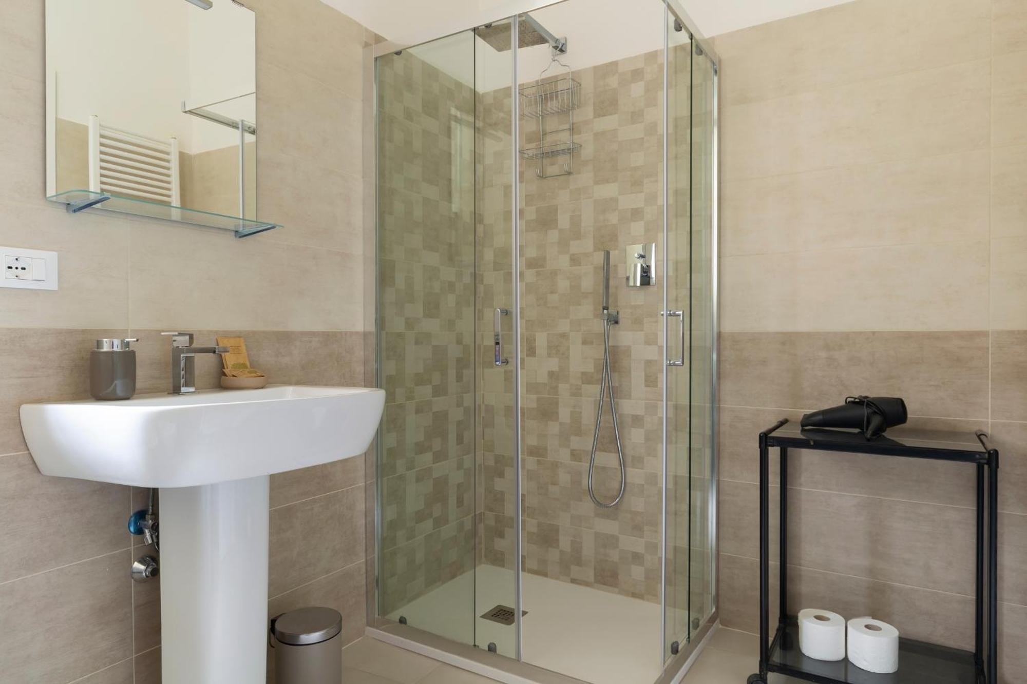Apartment Amos - 5 Minutes From Piazza Maggiore Bologna Exterior photo