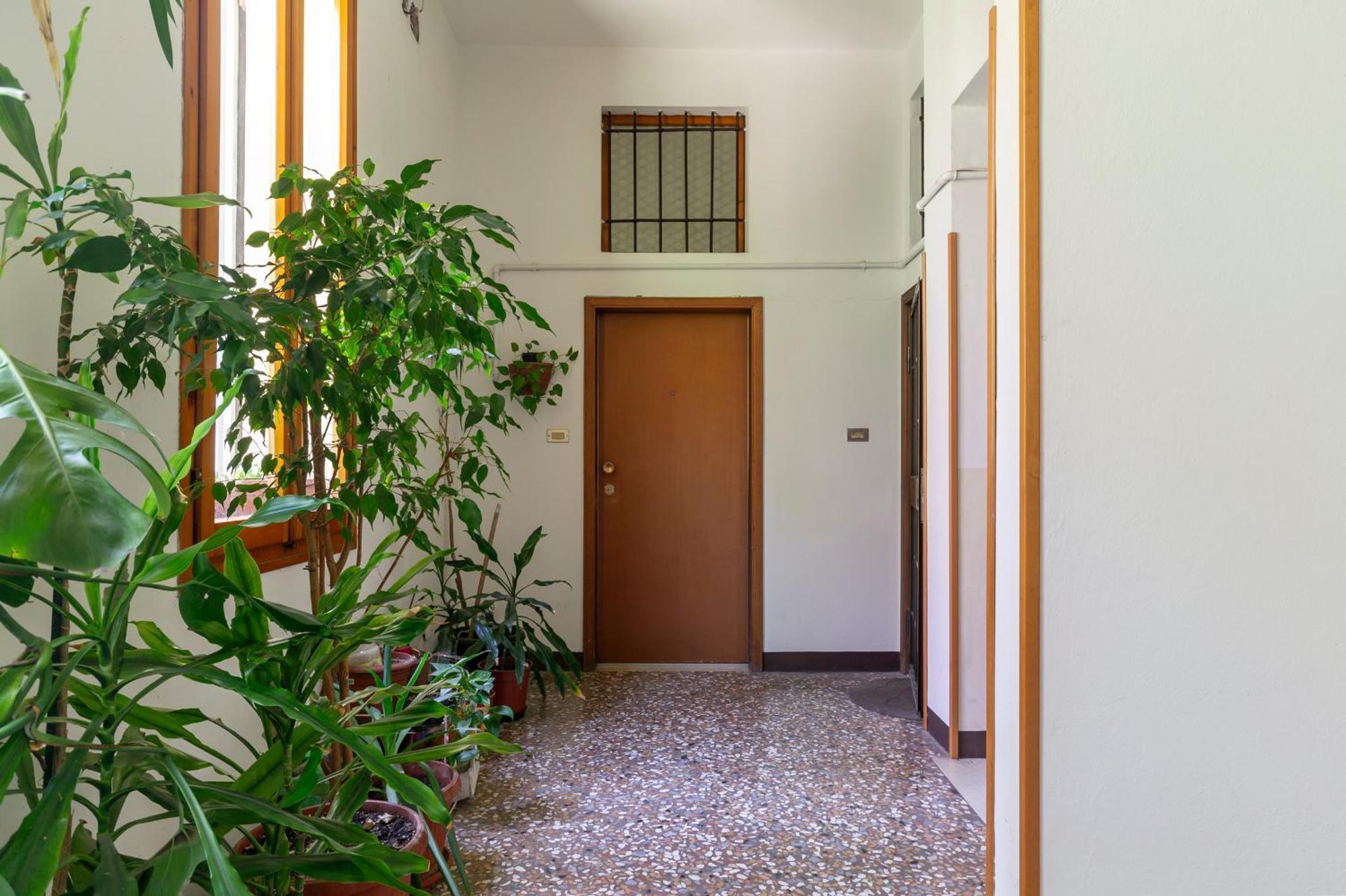 Apartment Amos - 5 Minutes From Piazza Maggiore Bologna Exterior photo
