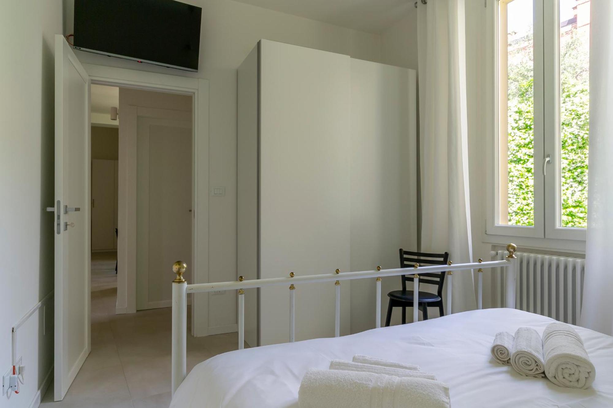 Apartment Amos - 5 Minutes From Piazza Maggiore Bologna Exterior photo